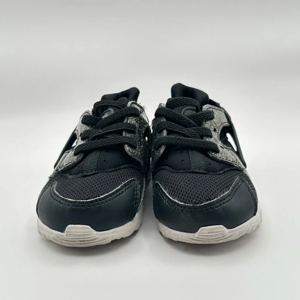 Nike Huarache Run SE TD Sneakers Size‎ 5C Black/Metallic Gold 859592-005 Toddler